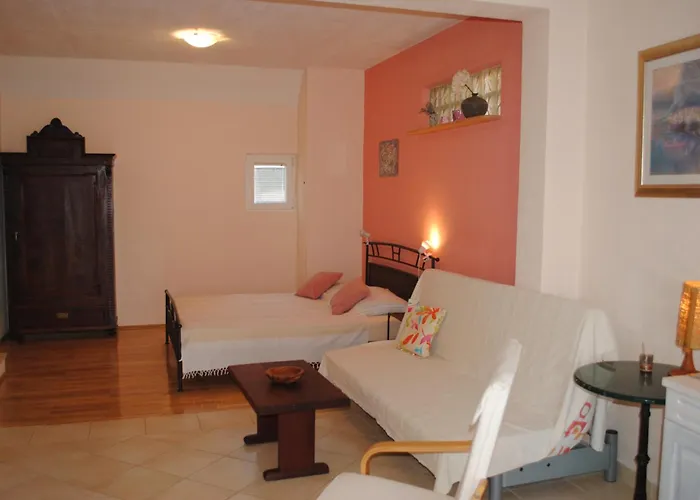 Apartments Natura Makarska